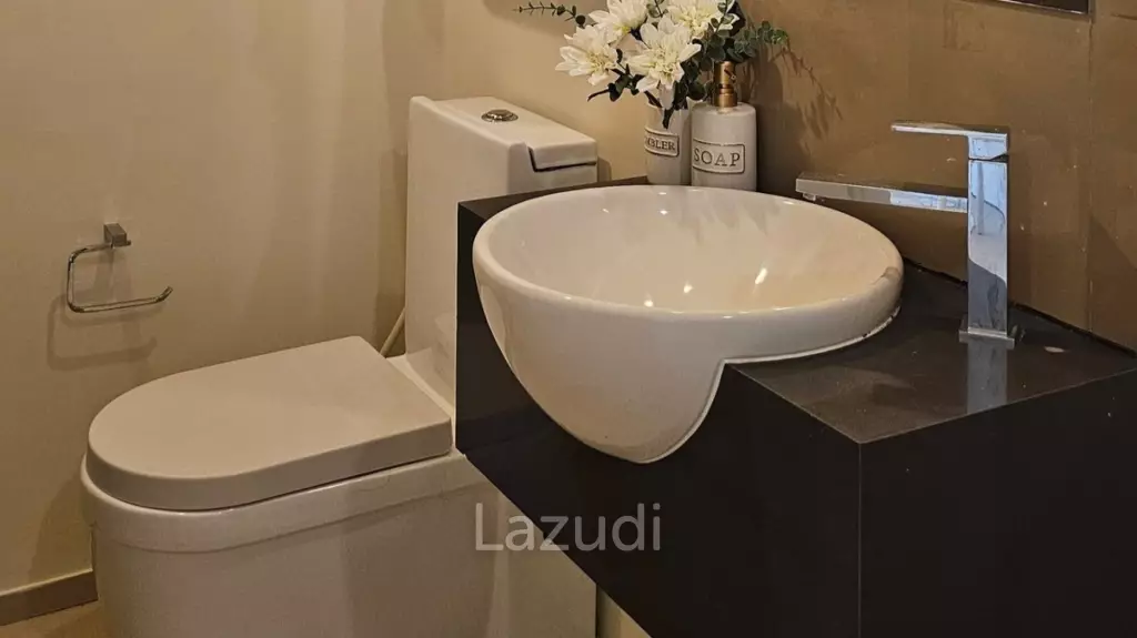 Newly Renovated Minimalist Studio at Unixx South Pattaya
