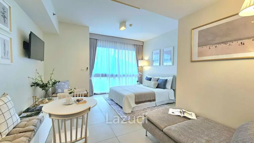 Newly Renovated Minimalist Studio at Unixx South Pattaya