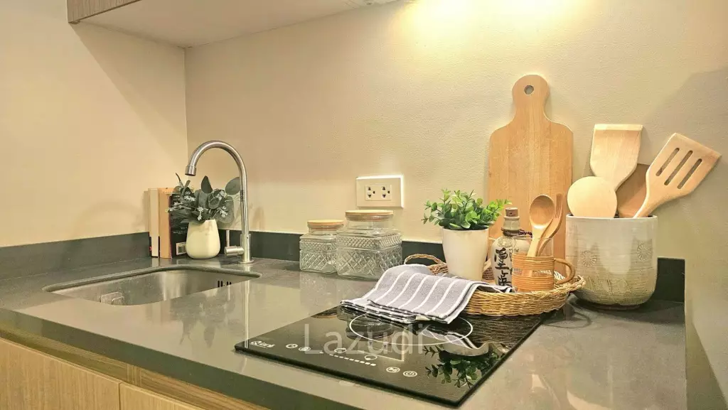 Newly Renovated Minimalist Studio at Unixx South Pattaya