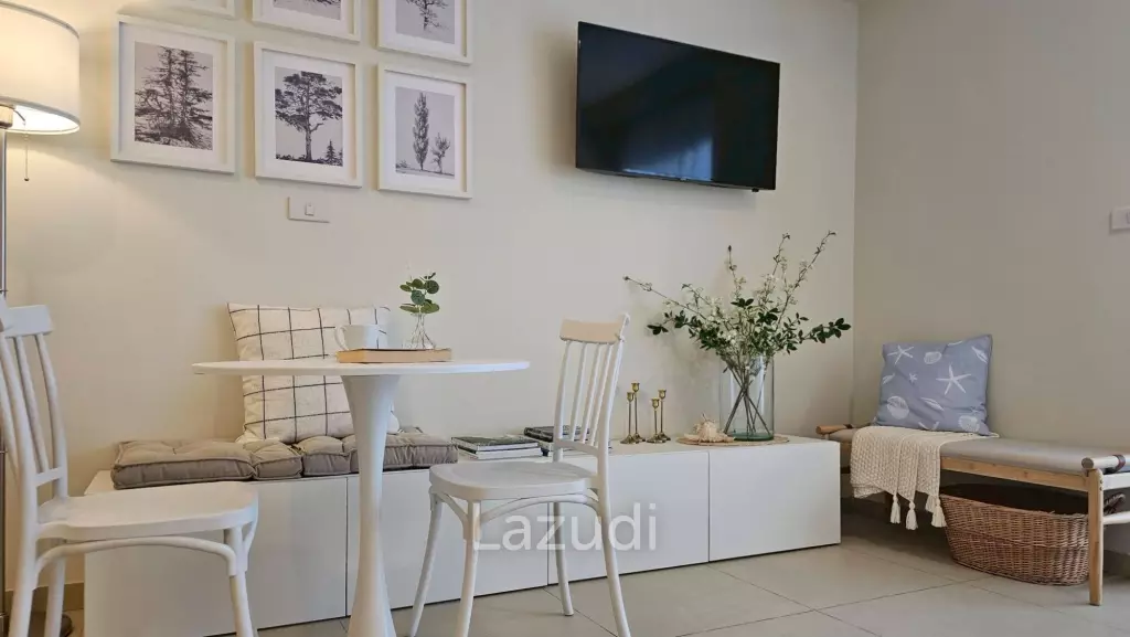 Newly Renovated Minimalist Studio at Unixx South Pattaya