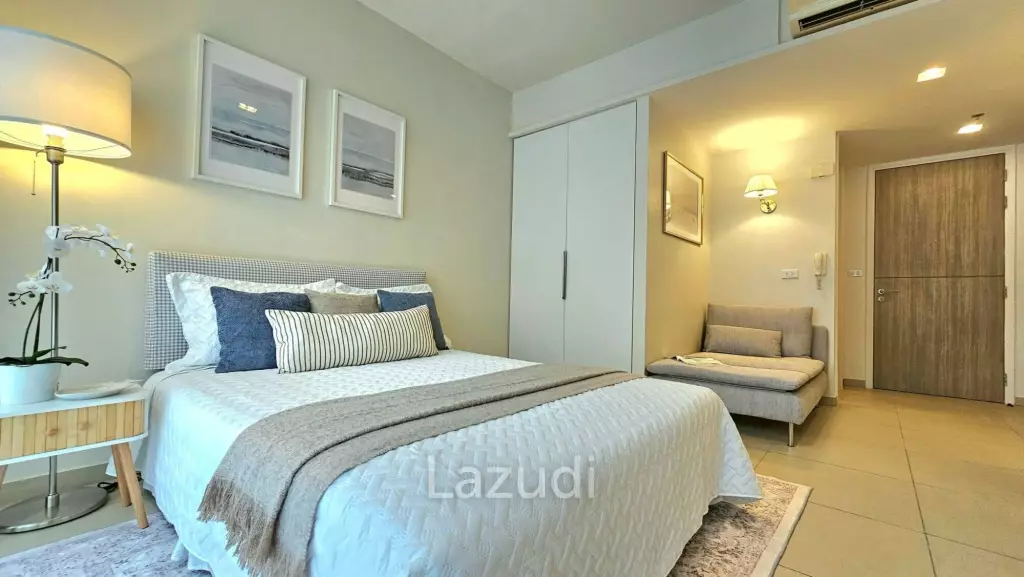 Newly Renovated Minimalist Studio at Unixx South Pattaya