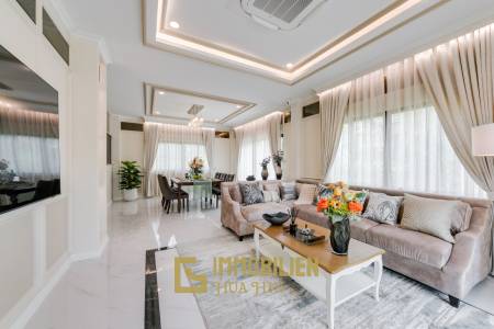 Villa Grosso – Villa de 295 m² avec 4 chambres dans le Supalai Lagoon Resort / Hua Hin