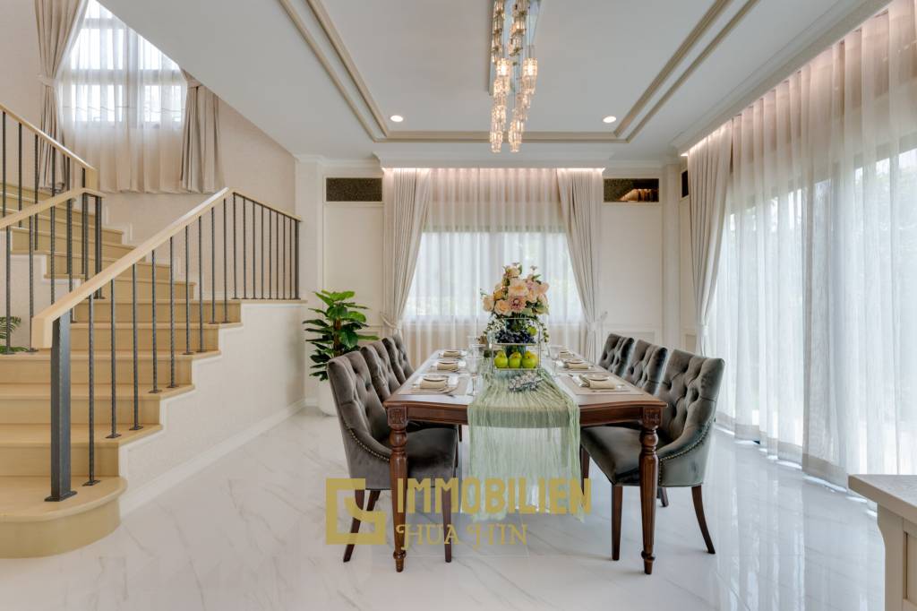 Villa Grosso – Villa de 295 m² avec 4 chambres dans le Supalai Lagoon Resort / Hua Hin