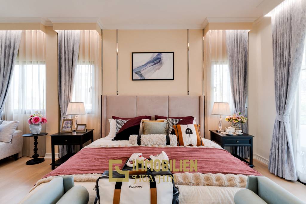 Villa Grosso – Villa de 295 m² avec 4 chambres dans le Supalai Lagoon Resort / Hua Hin