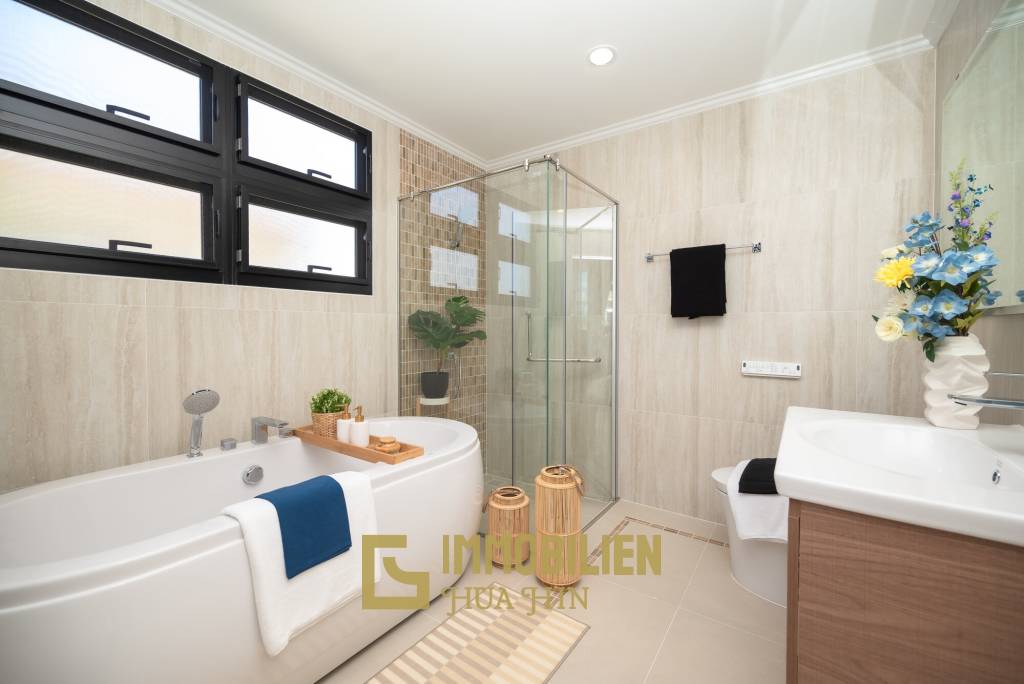 Villa Gradino – Villa de style européen avec 4 chambres dans le complexe Supalai Lagoon Resort, Hua Hin