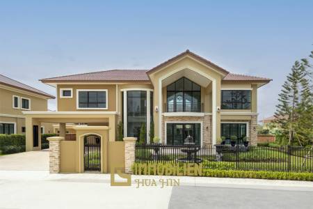 Villa Montana – La plus grande villa de 5 chambres du Supalai Lagoon Resort