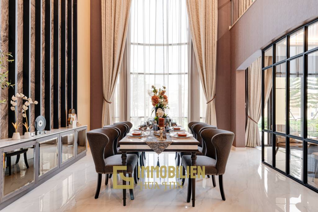 Villa Montana – La plus grande villa de 5 chambres du Supalai Lagoon Resort