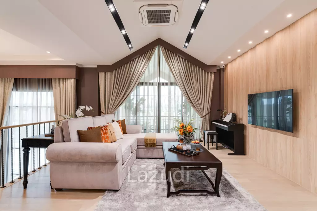 Villa Montana - The Largest 5-Bedroom Villa in Supalai Lagoon