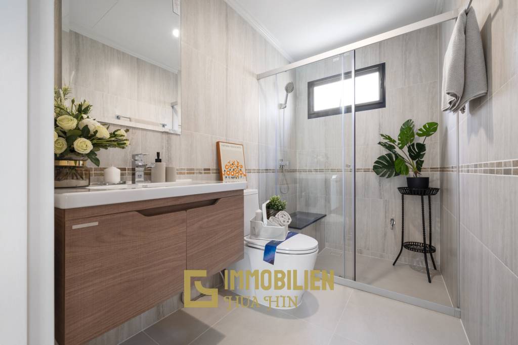 Villa Regina – Style européen classique : villa de 4 chambres dans le complexe Supalai Lagoon Resort, Hua Hin