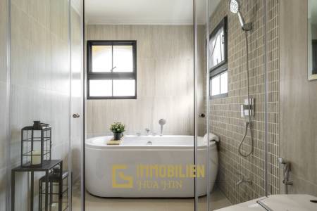 Villa Regina – Style européen classique : villa de 4 chambres dans le complexe Supalai Lagoon Resort, Hua Hin