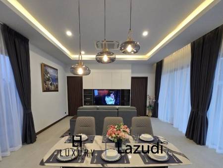 295 sqm Modern Courtyard Pool Villa in Hua Hin