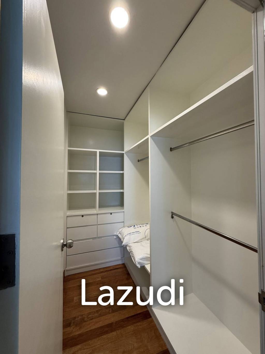 250 sqm Modern 3 Bed Detached Home with Pool in Khlong Tan Nuea Bangkok