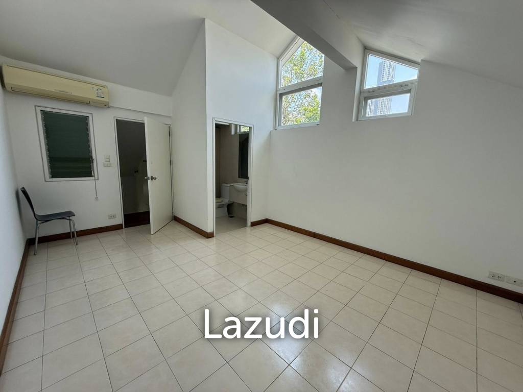 250 sqm Modern 3 Bed Detached Home with Pool in Khlong Tan Nuea Bangkok