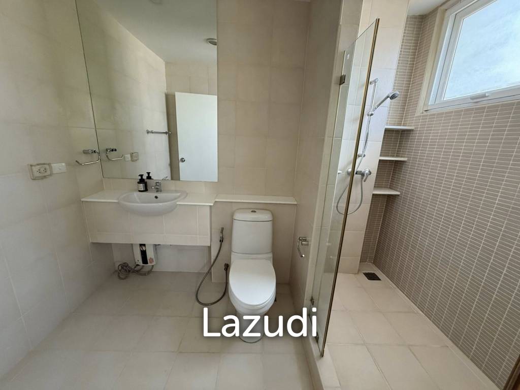 250 sqm Modern 3 Bed Detached Home with Pool in Khlong Tan Nuea Bangkok