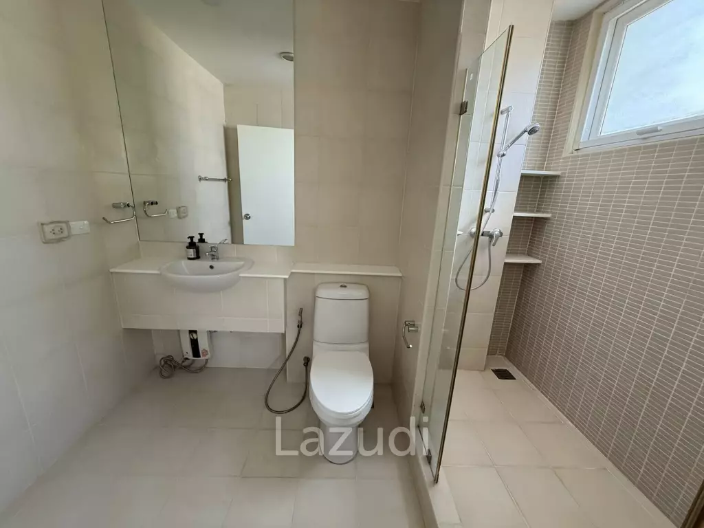 250 sqm Modern 3 Bed Detached Home with Pool in Khlong Tan Nuea Bangkok