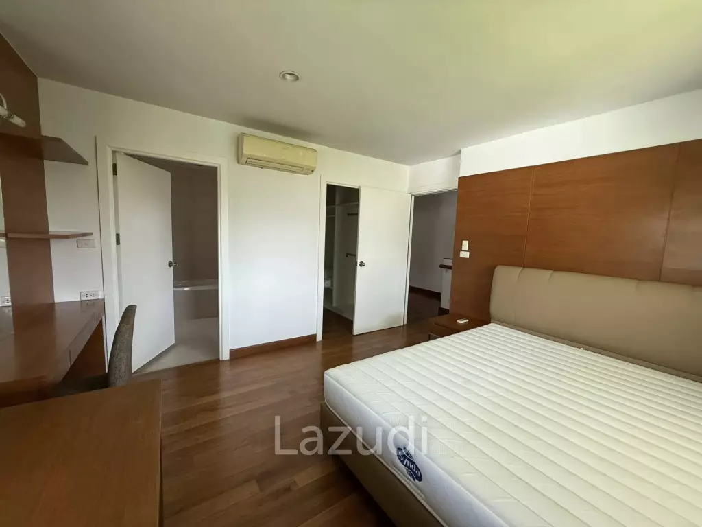 250 sqm Modern 3 Bed Detached Home with Pool in Khlong Tan Nuea Bangkok
