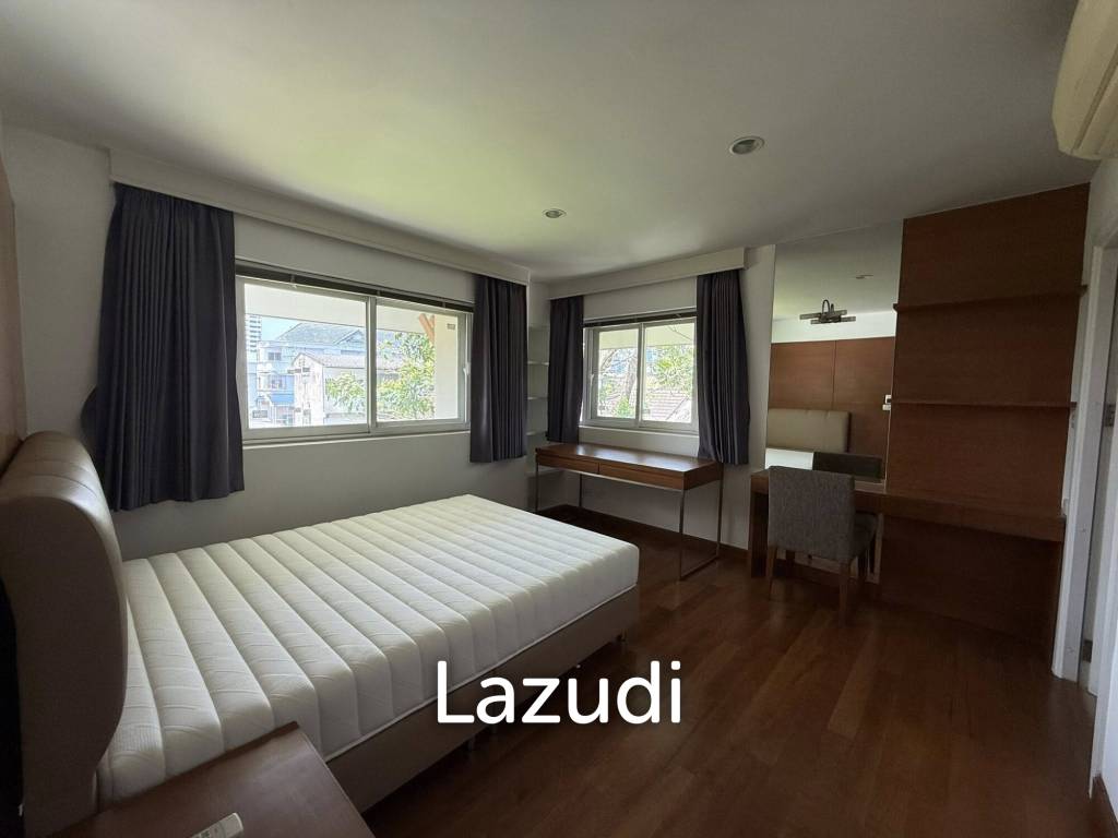 250 sqm Modern 3 Bed Detached Home with Pool in Khlong Tan Nuea Bangkok