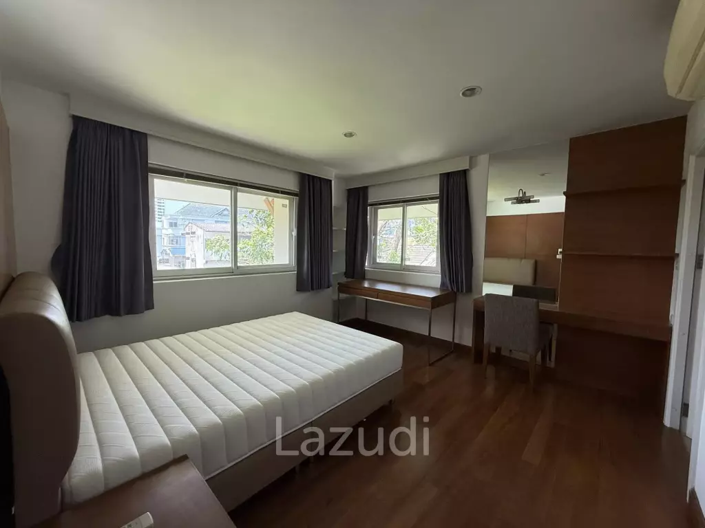 250 sqm Modern 3 Bed Detached Home with Pool in Khlong Tan Nuea Bangkok