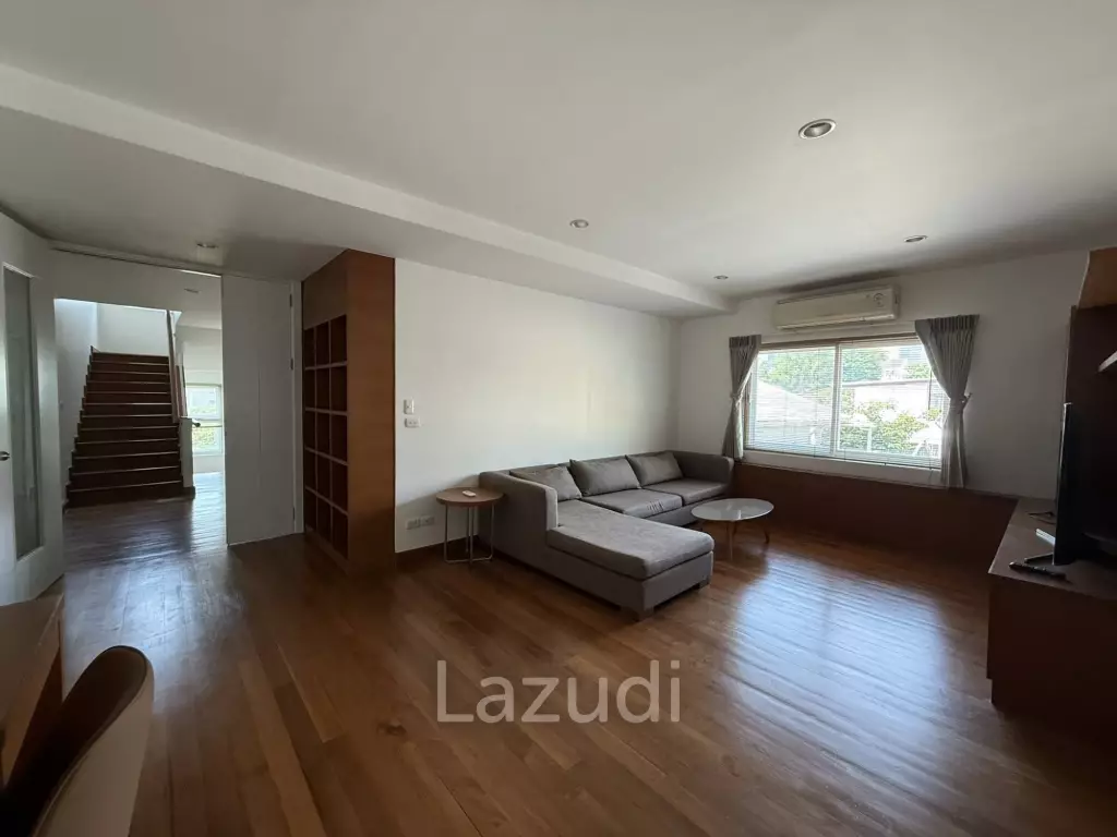 250 sqm Modern 3 Bed Detached Home with Pool in Khlong Tan Nuea Bangkok