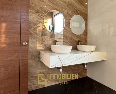 Endroit calme / vue sur la montagne / entièrement meublé