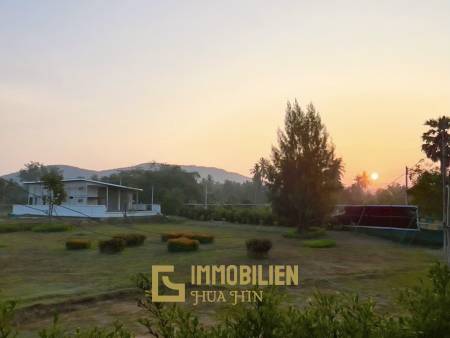 Endroit calme / vue sur la montagne / entièrement meublé