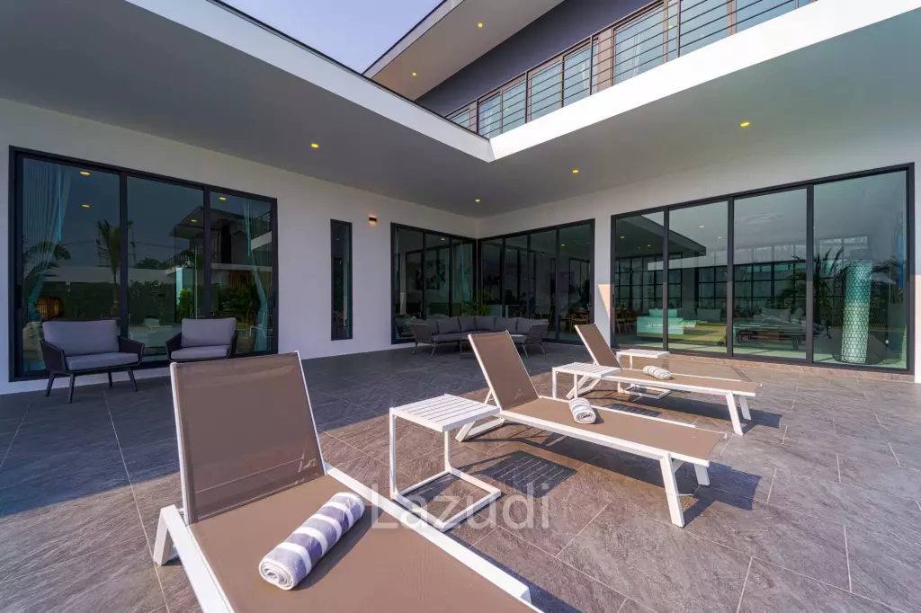 Luxury 5 Bedroom Pool Villa (KH-C2)