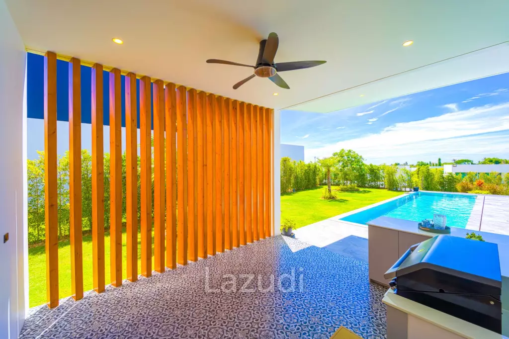 Luxury Large 3 Bedroom Pool Villa! (KH-C5)