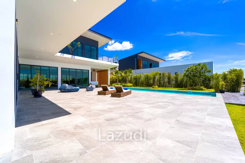 Luxury Large 3 Bedroom Pool Villa! (KH-C5)