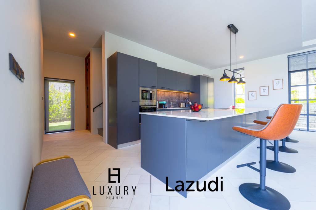 Luxury Large 3 Bedroom Pool Villa! (KH-C5)