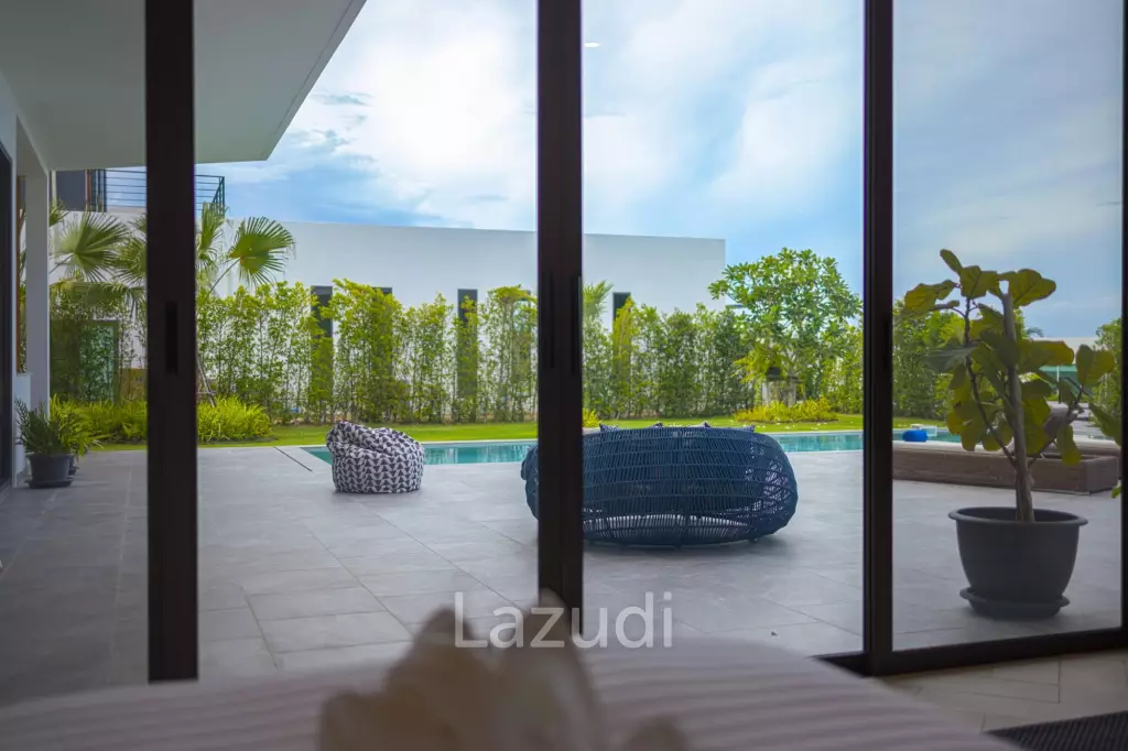 Luxury Large 3 Bedroom Pool Villa! (KH-C5)