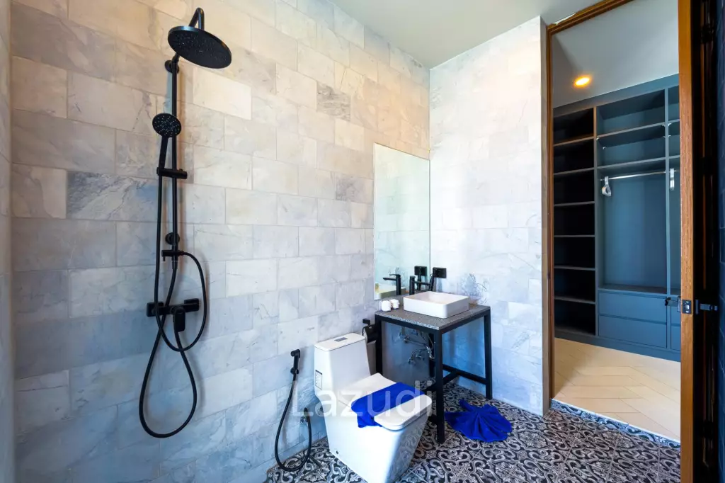 Luxury Large 3 Bedroom Pool Villa! (KH-C5)