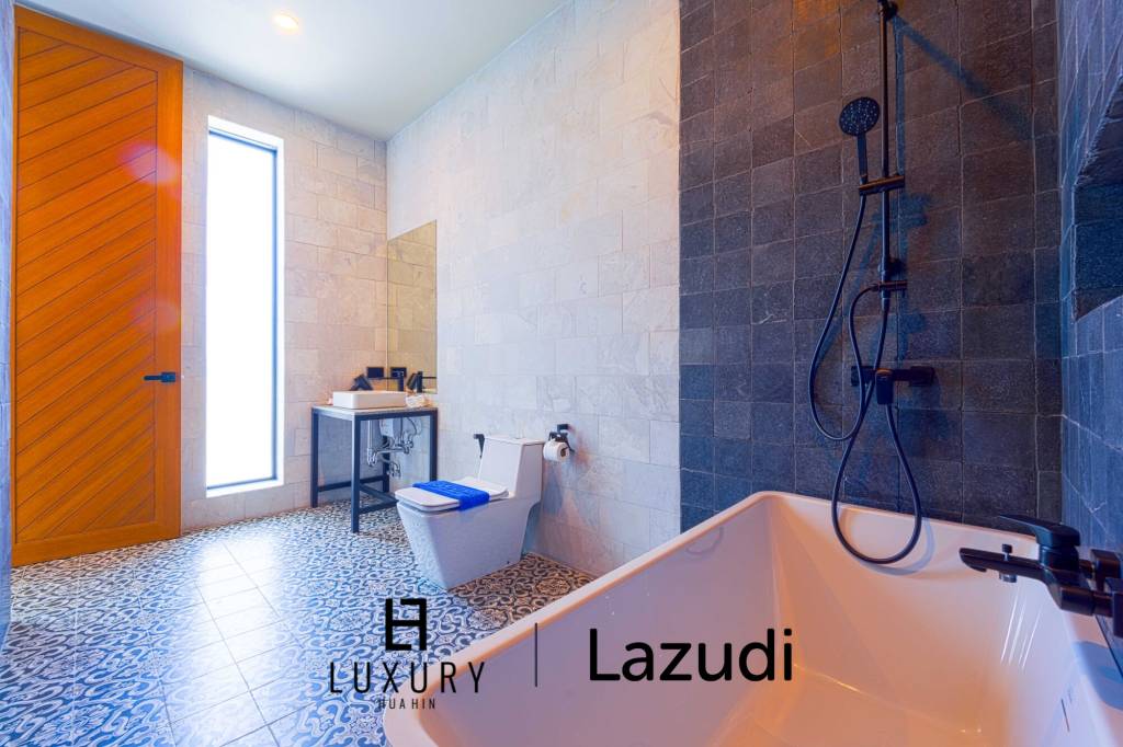 Luxury Large 3 Bedroom Pool Villa! (KH-C5)