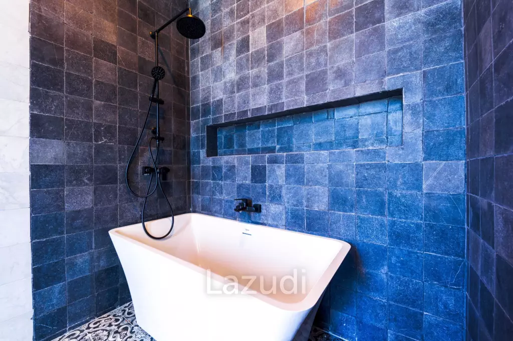 Luxury Large 3 Bedroom Pool Villa! (KH-C5)
