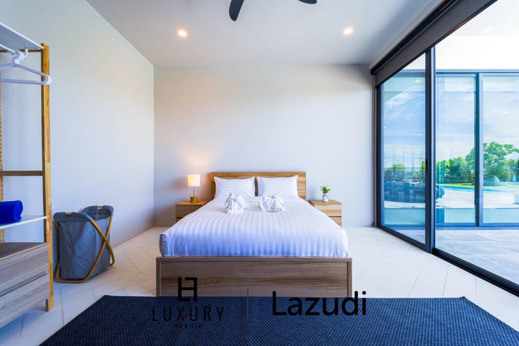 Luxury Large 3 Bedroom Pool Villa! (KH-C5)