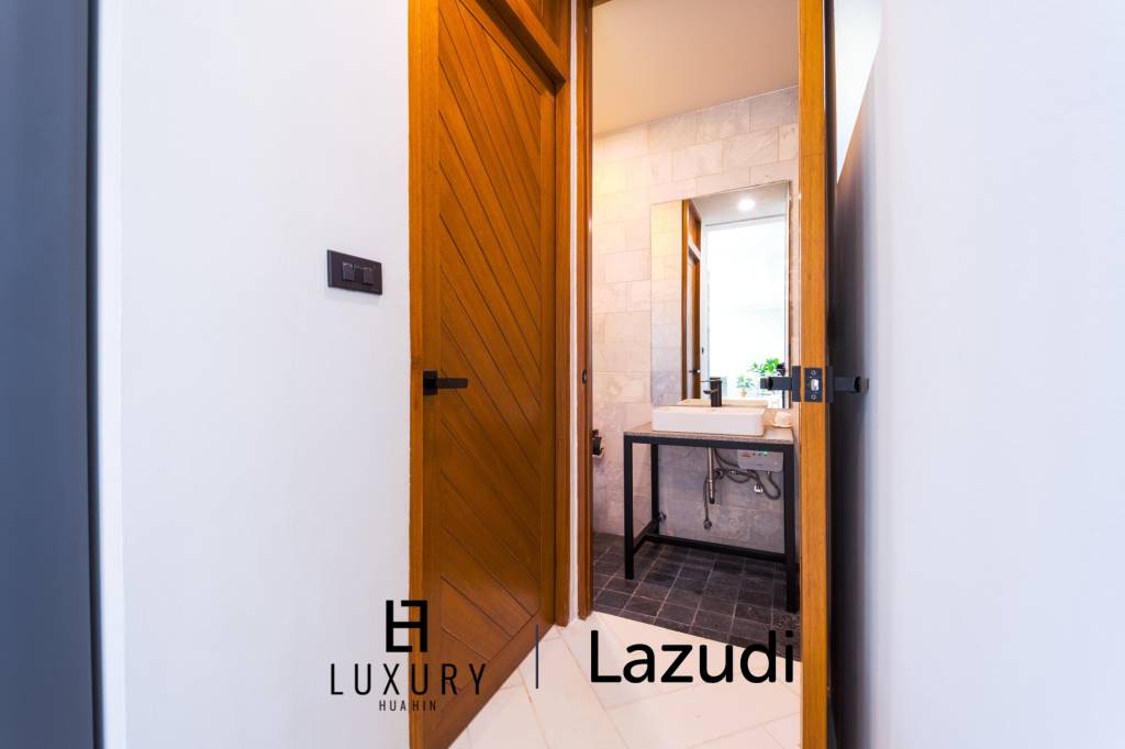 Luxury Large 3 Bedroom Pool Villa! (KH-C5)