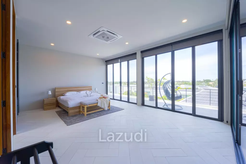 Luxury Large 3 Bedroom Pool Villa! (KH-C5)