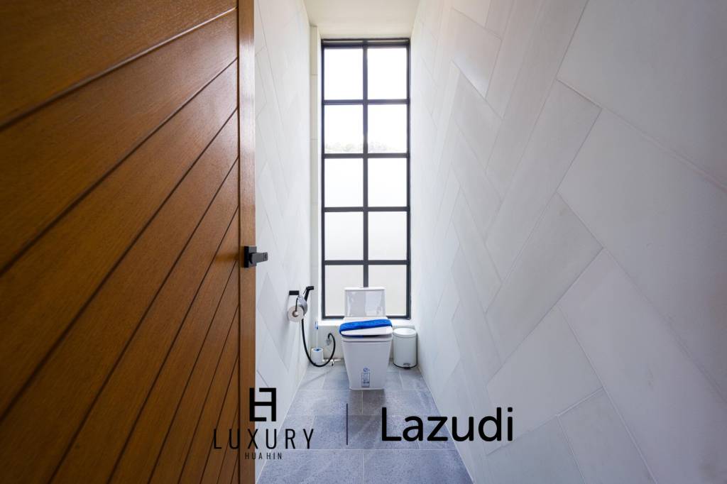 Luxury Large 3 Bedroom Pool Villa! (KH-C5)