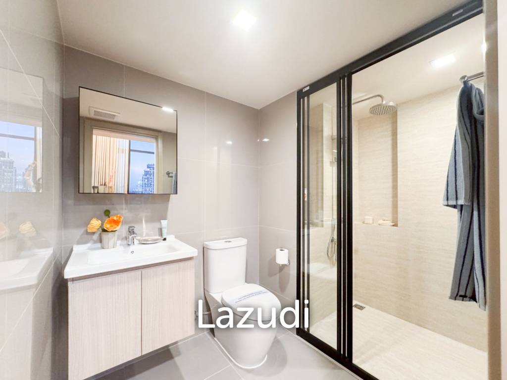 42 sqm loft 1 bedroom condo XT Ekkamai Phra Khanong Nuea Bangkok