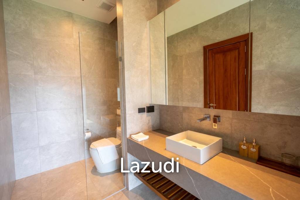 720 sqm Oceanfront Villa Prachuap Khiri Khan