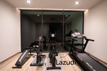 6,664 Kvm 5 Seng 6 Bad Villa for Salg