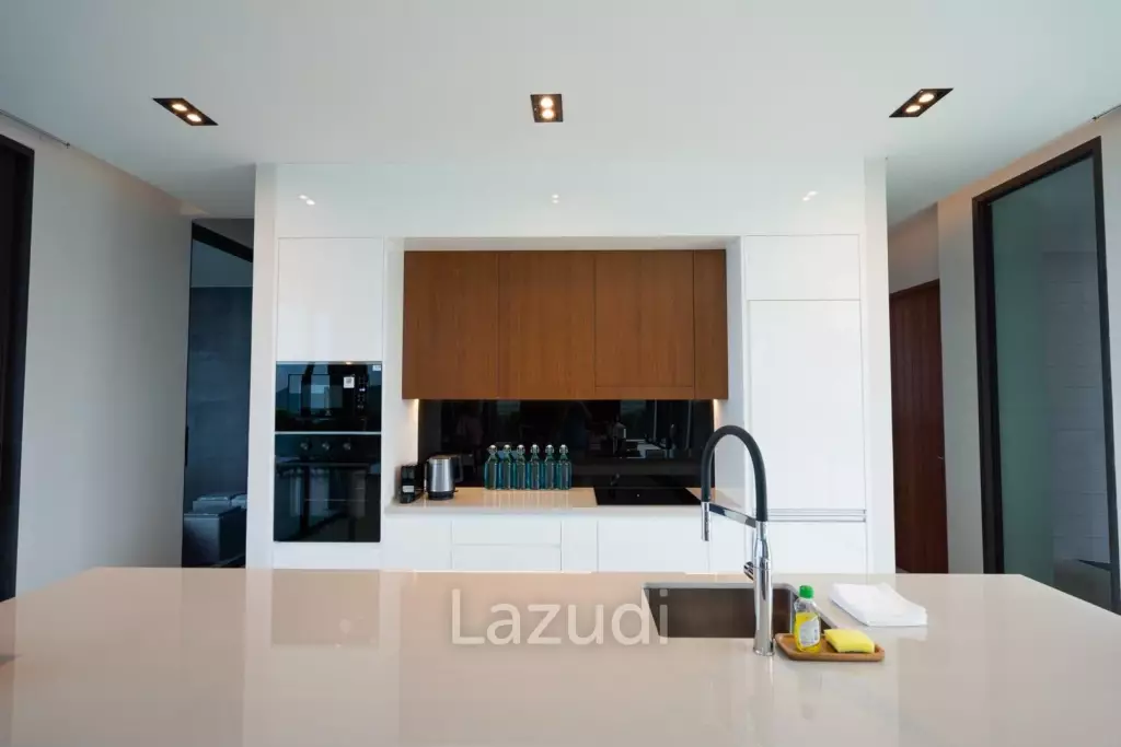 720 sqm Oceanfront Villa Prachuap Khiri Khan