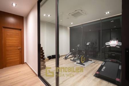 720 sqm Oceanfront Villa Prachuap Khiri Khan