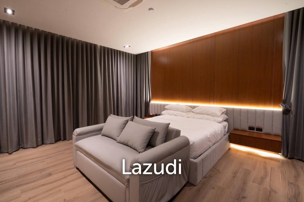 720 sqm Oceanfront Villa Prachuap Khiri Khan