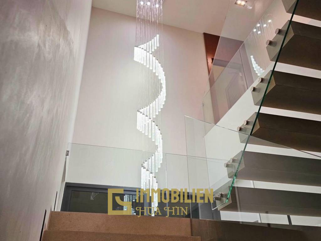 720 sqm Oceanfront Villa Prachuap Khiri Khan