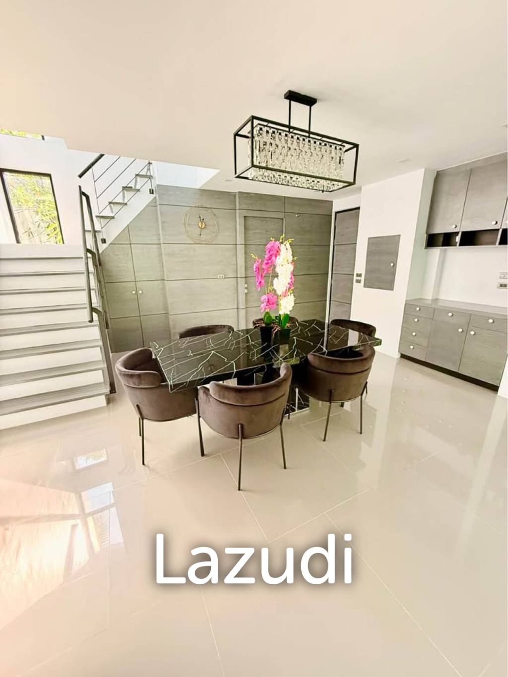 Modern 3-Bedroom Villa at Wallaya Pool Villas for Sale in Cherng Talay