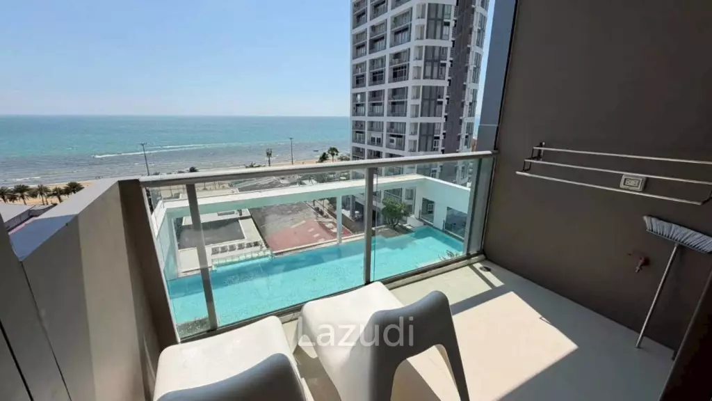 Modern Beachfront Living at Aeras Condominium Jomtien