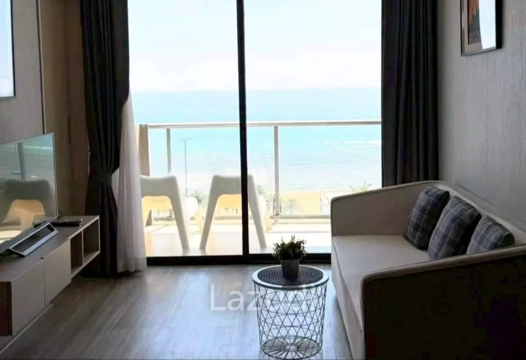 Modern Beachfront Living at Aeras Condominium Jomtien