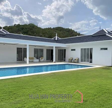 FACON HILL HUA HIN : 3 bed luxury pool villa