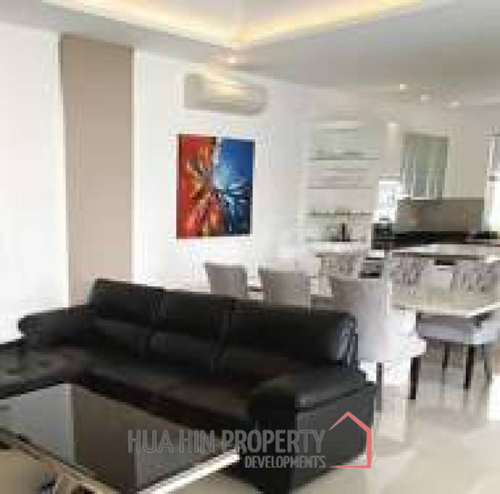 FACON HILL HUA HIN : 3 bed luxury pool villa