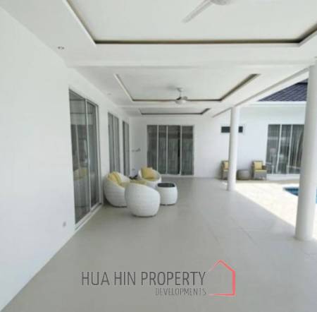 FACON HILL HUA HIN : 3 bed luxury pool villa